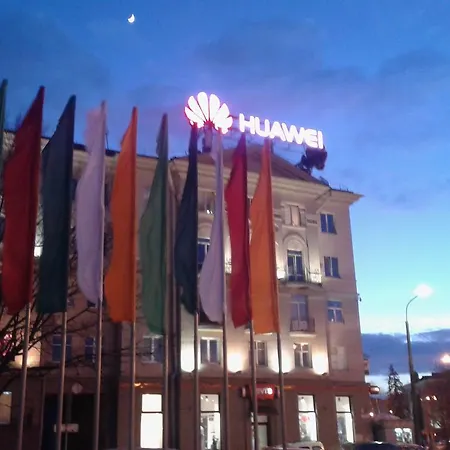 Kvartira U Metro Apartment